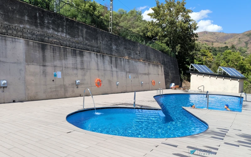 Piscina de Sobradelo de Valdeorras