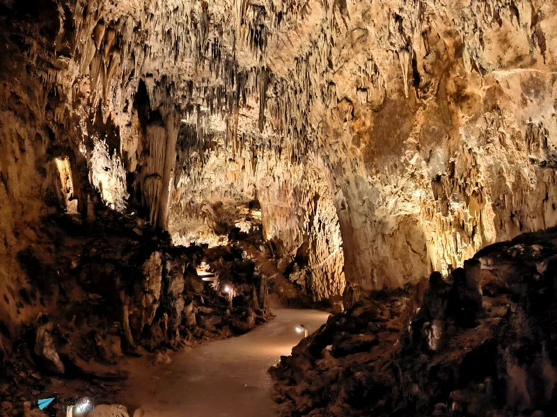 Cueva de Valporquero León